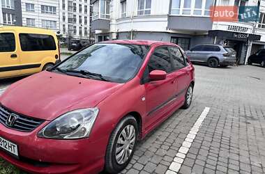 Хэтчбек Honda Civic 2005 в 