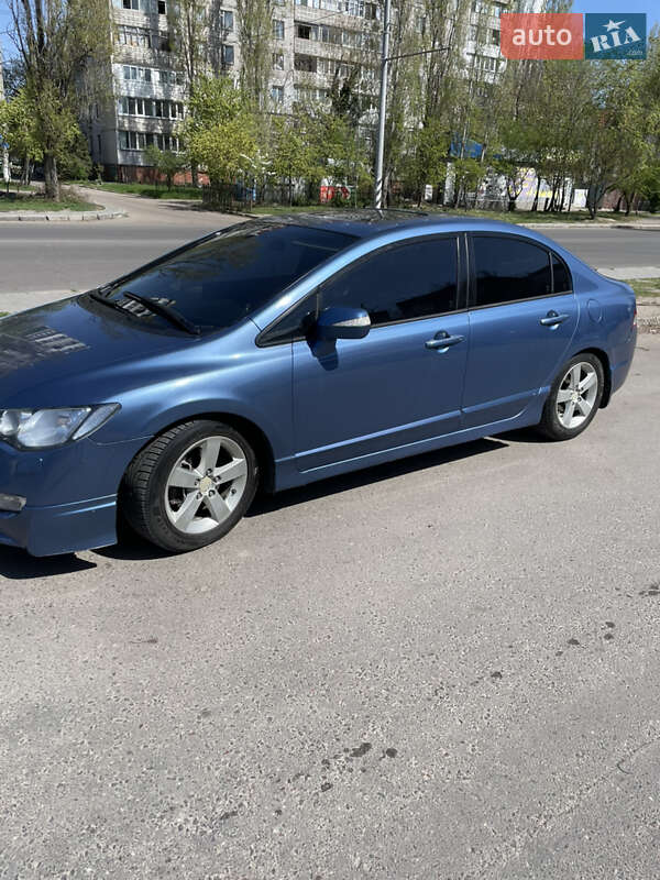 Седан Honda Civic 2006 в Миколаєві