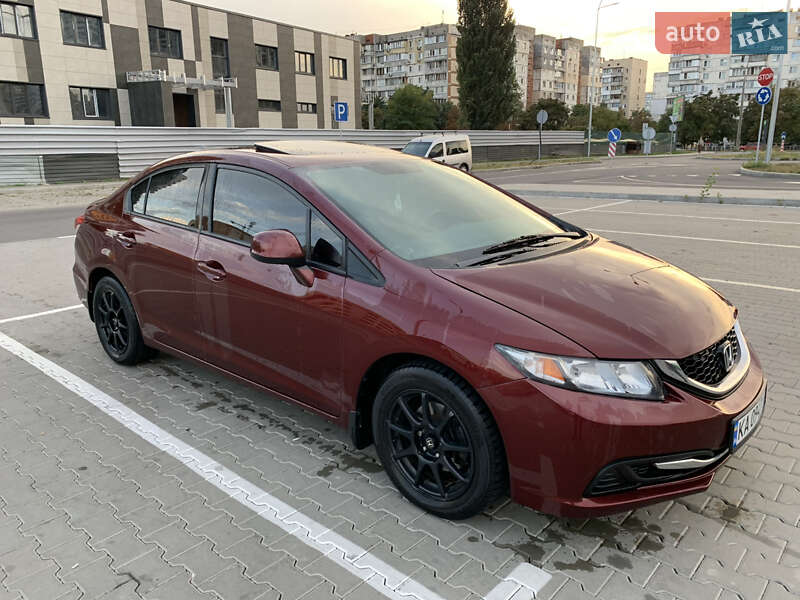 Седан Honda Civic 2013 в Киеве