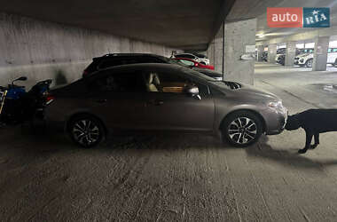 Седан Honda Civic 2014 в 