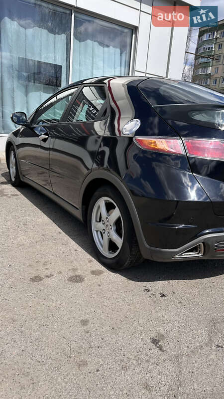 Хэтчбек Honda Civic 2008 в Полтаве
