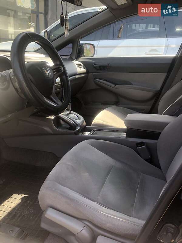 Седан Honda Civic 2008 в Кривом Роге