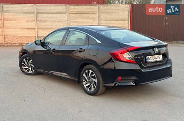 Седан Honda Civic 2016 в 
