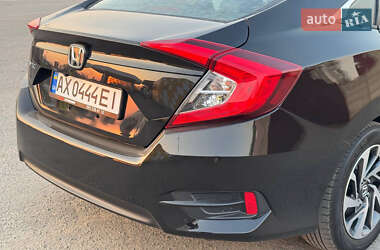 Седан Honda Civic 2016 в 