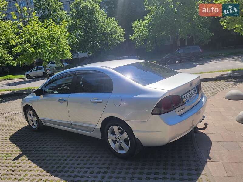 Седан Honda Civic 2007 в Києві