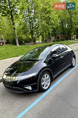 Хэтчбек Honda Civic 2009 в Киеве
