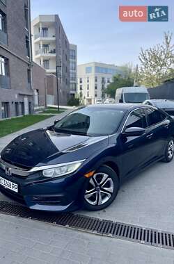 Седан Honda Civic 2016 в Львове