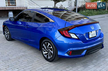 Купе Honda Civic 2016 в 