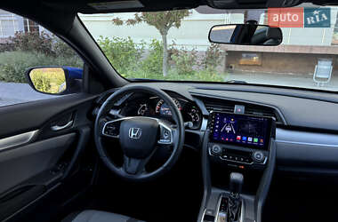 Купе Honda Civic 2016 в 