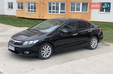 Седан Honda Civic 2012 в 