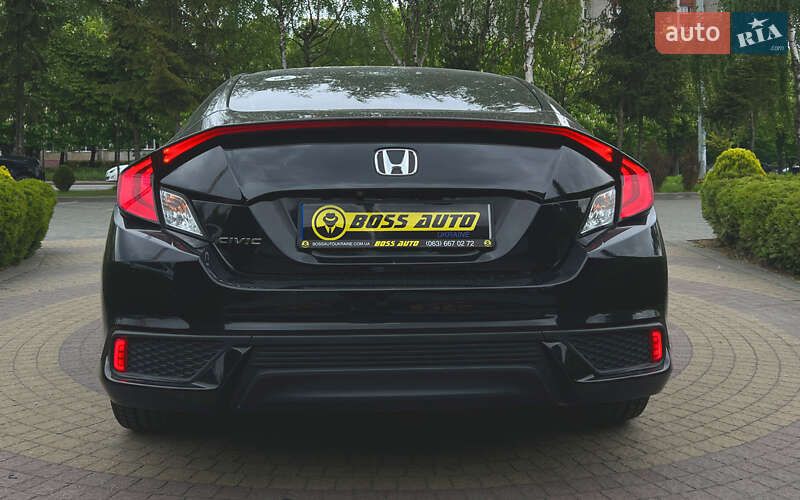 Купе Honda Civic 2016 в Львове