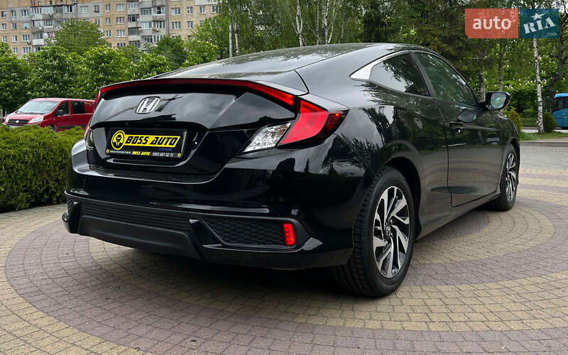 Купе Honda Civic 2016 в Львове