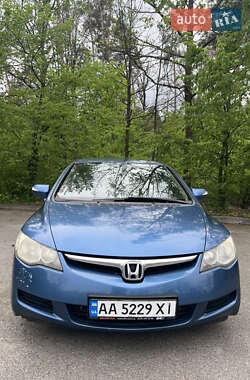 Седан Honda Civic 2007 в Киеве
