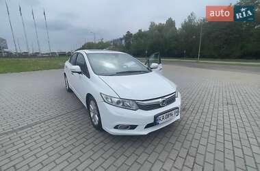 Седан Honda Civic 2012 в Львове