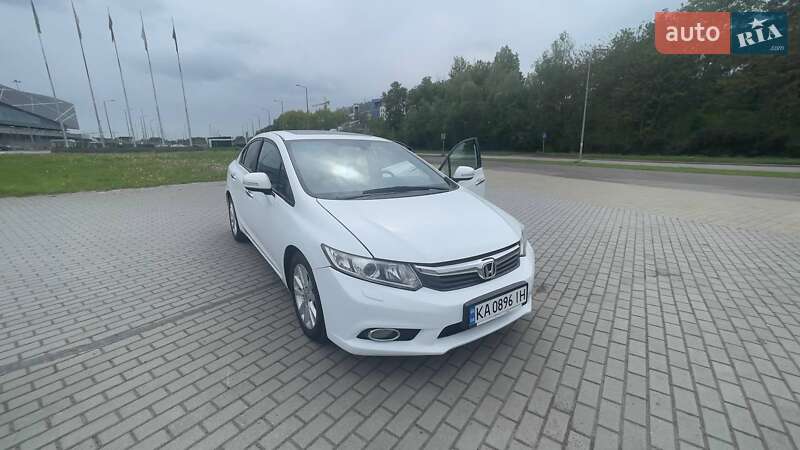 Седан Honda Civic 2012 в 