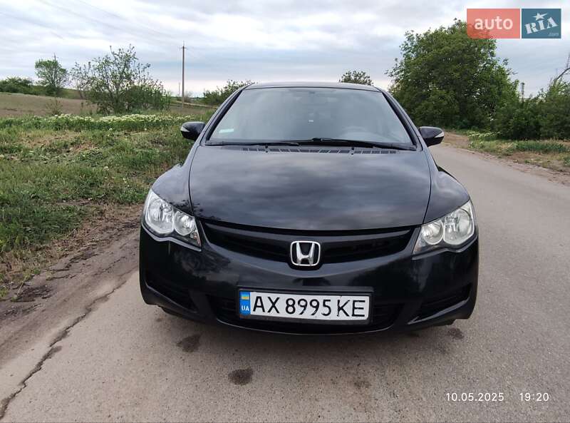 Седан Honda Civic 2007 в Первомайську