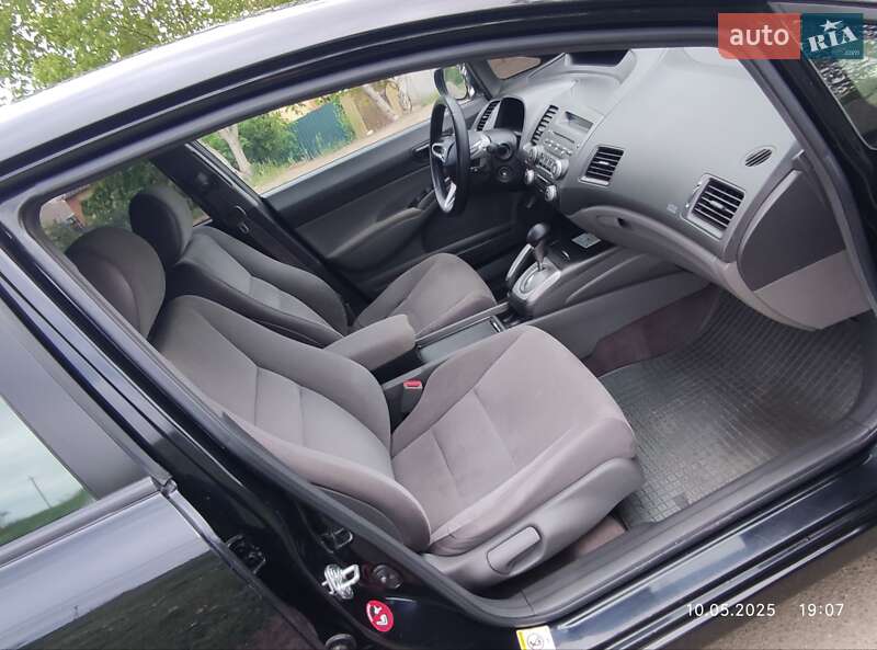 Седан Honda Civic 2007 в Первомайську