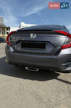 Седан Honda Civic 2019 в 