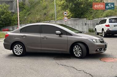 Седан Honda Civic 2012 в 