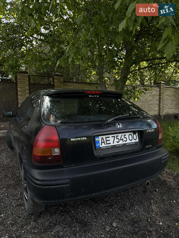 Хетчбек Honda Civic 1998 в Дніпрі