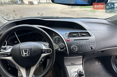 Хэтчбек Honda Civic 2008 в 
