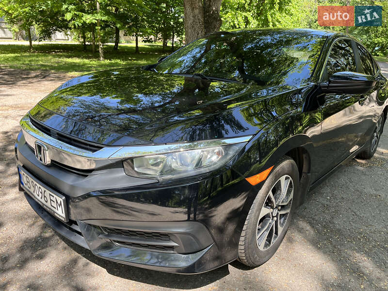 Седан Honda Civic 2018 в Чернігові