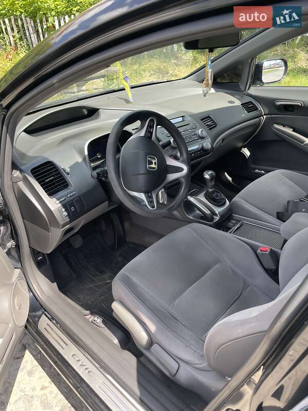 Седан Honda Civic 2007 в Мукачевому