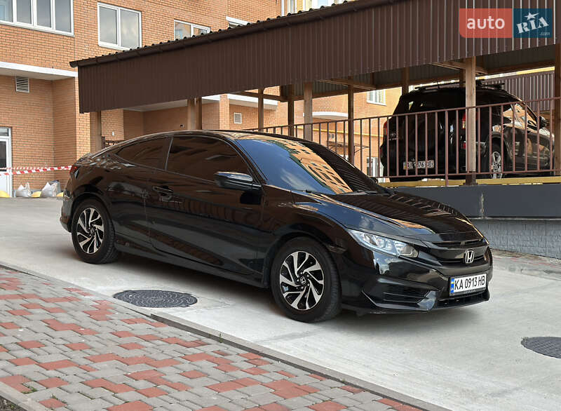 Купе Honda Civic 2017 в 