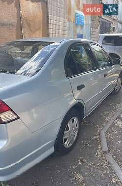 Седан Honda Civic 2004 в 