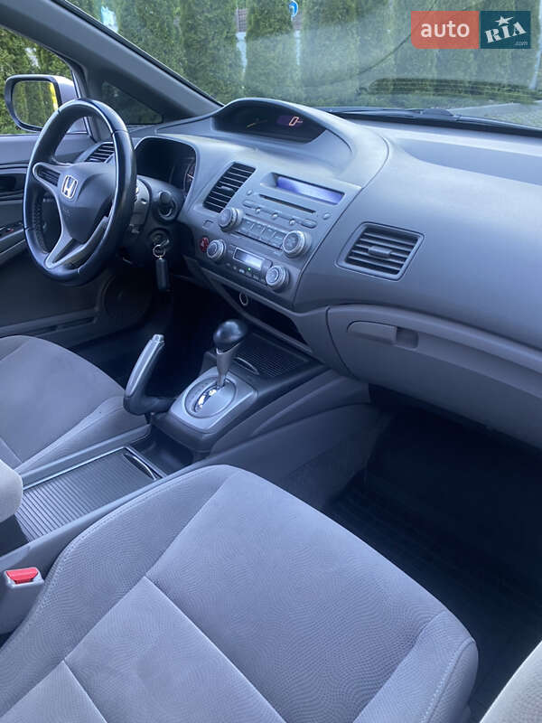 Седан Honda Civic 2008 в Харькове