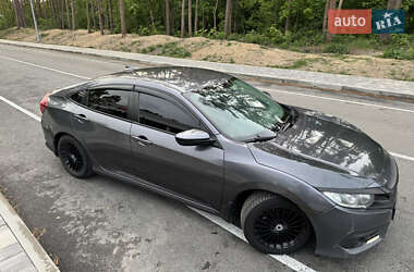 Седан Honda Civic 2017 в 