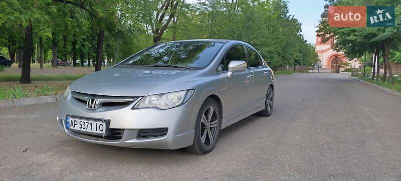 Седан Honda Civic 2008 в Запорожье