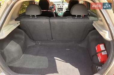 Хэтчбек Honda Civic 2001 в 
