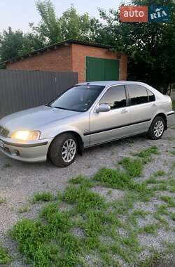 Хетчбек Honda Civic 2000 в 