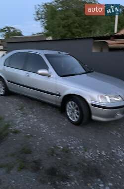 Хетчбек Honda Civic 2000 в 