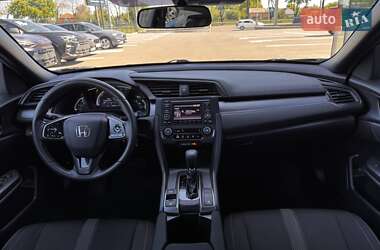 Хэтчбек Honda Civic 2019 в 