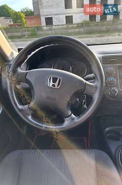 Седан Honda Civic 2005 в 