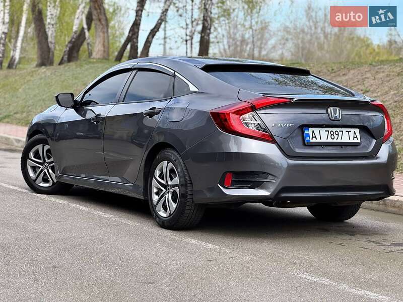 Седан Honda Civic 2016 в Києві