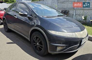 Хэтчбек Honda Civic 2007 в Киеве