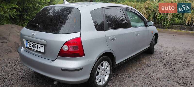 Хэтчбек Honda Civic 2001 в Виннице