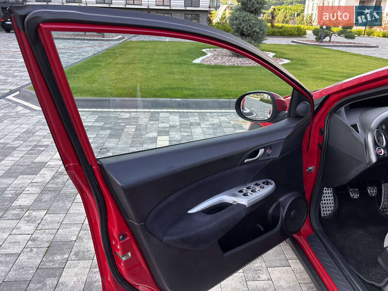 Хэтчбек Honda Civic 2006 в Мукачево