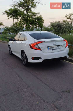 Седан Honda Civic 2017 в 