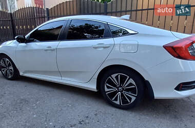 Седан Honda Civic 2017 в 