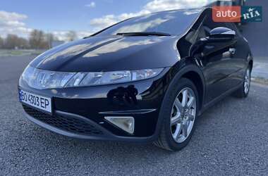 Хэтчбек Honda Civic 2007 в 