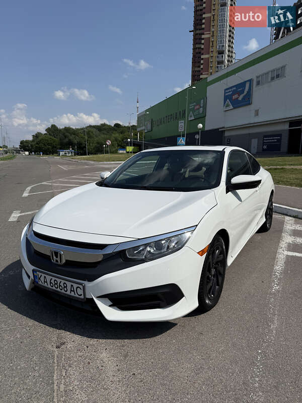Купе Honda Civic 2016 в 