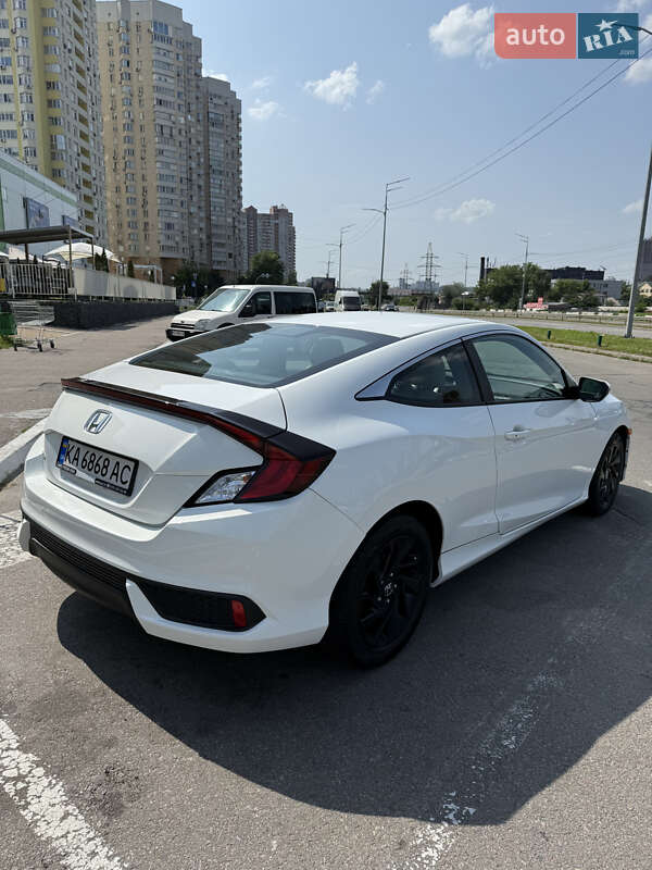 Купе Honda Civic 2016 в Києві