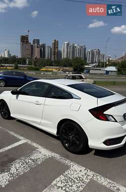 Купе Honda Civic 2016 в 