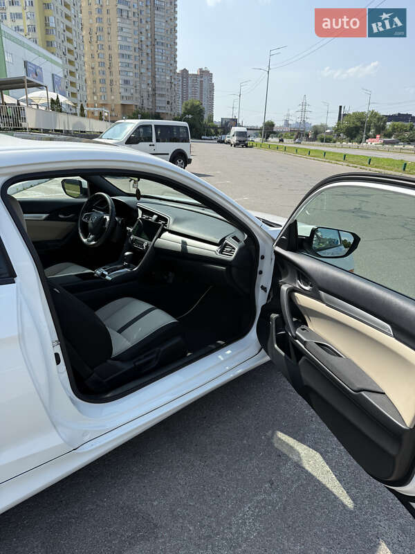 Купе Honda Civic 2016 в Києві