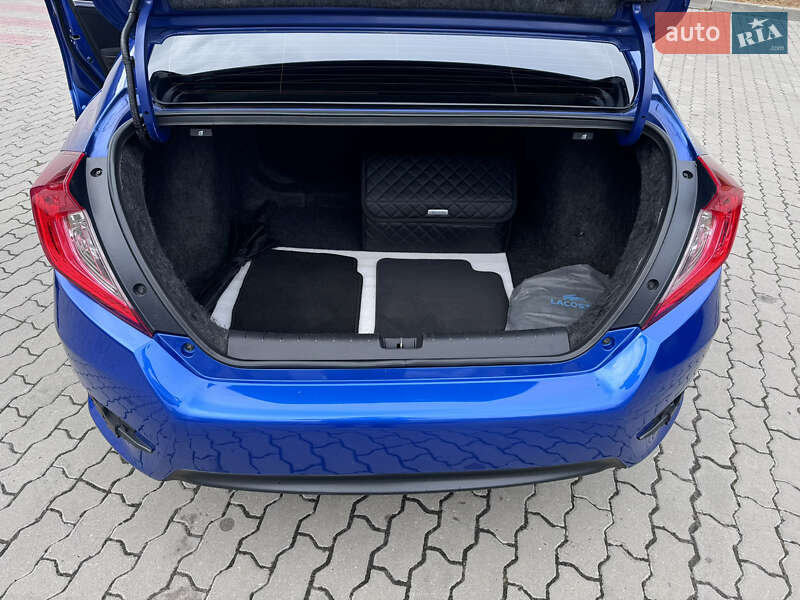 Седан Honda Civic 2016 в Львове фото 12 Седан Honda Civic 2016 в Львове