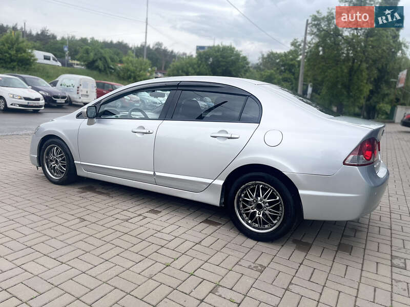 Седан Honda Civic 2007 в Киеве